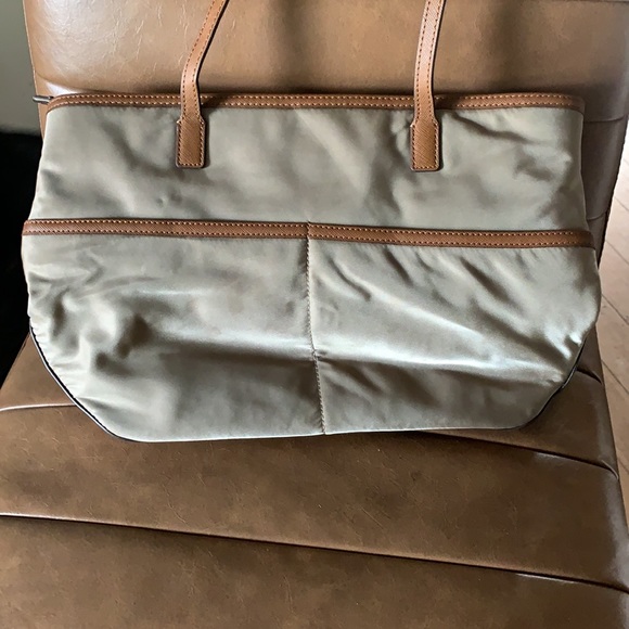 Michael Kors tan nylon tote purse - Picture 4 of 8